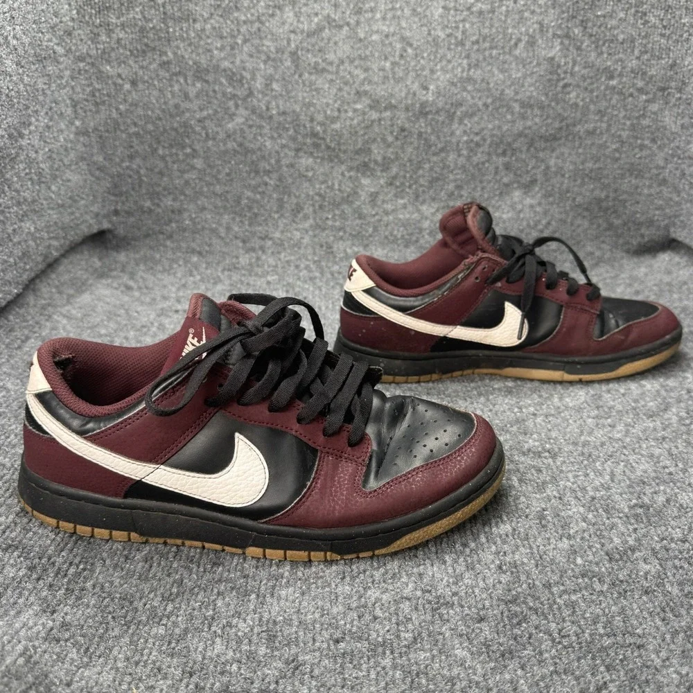 Nike Dunk Low Mens 9 Burgundy Black Gum Streetwear Retro HM9658-600